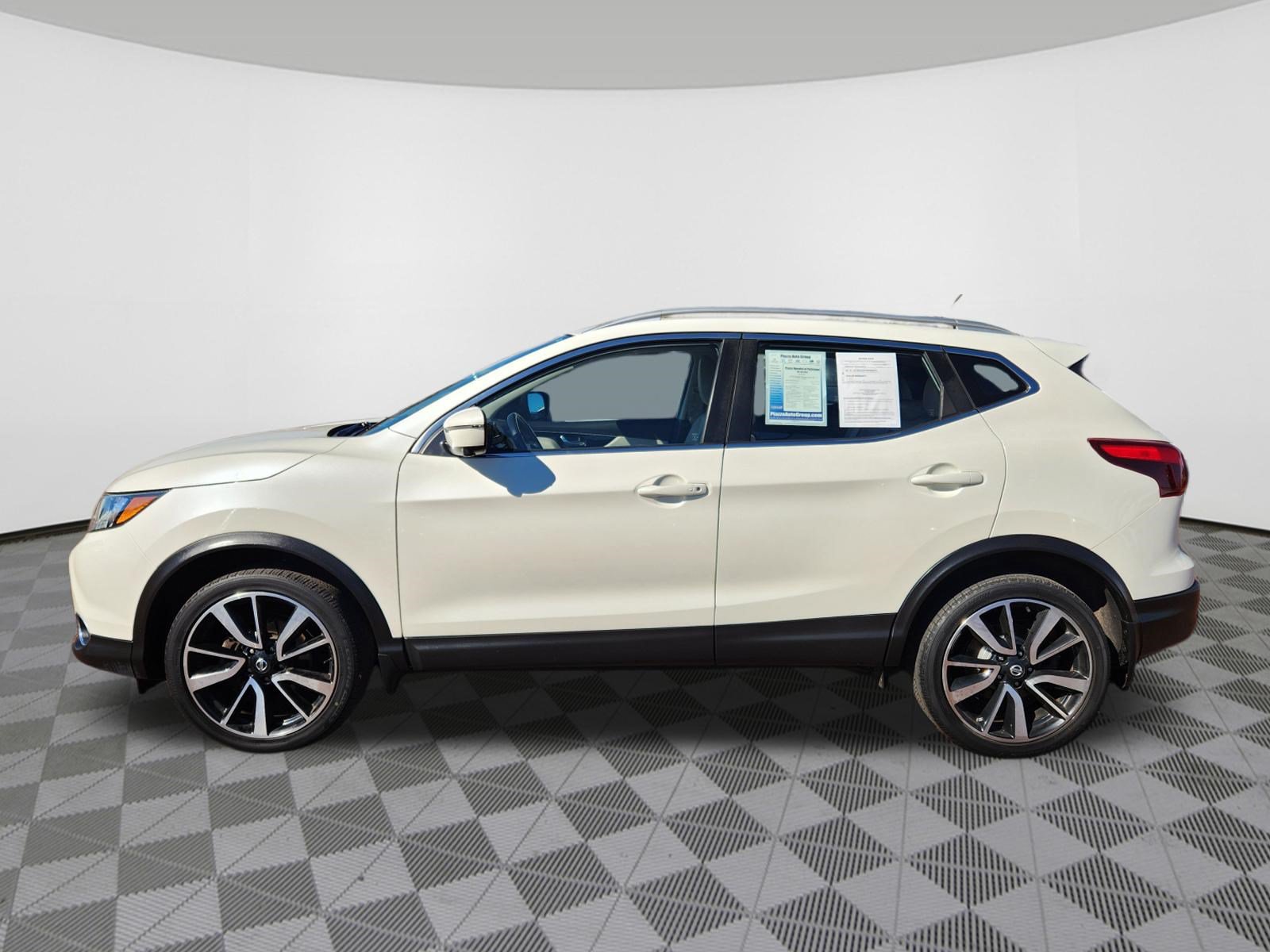 Used 2019 Nissan Rogue Sport SL AWD/4WD image 5