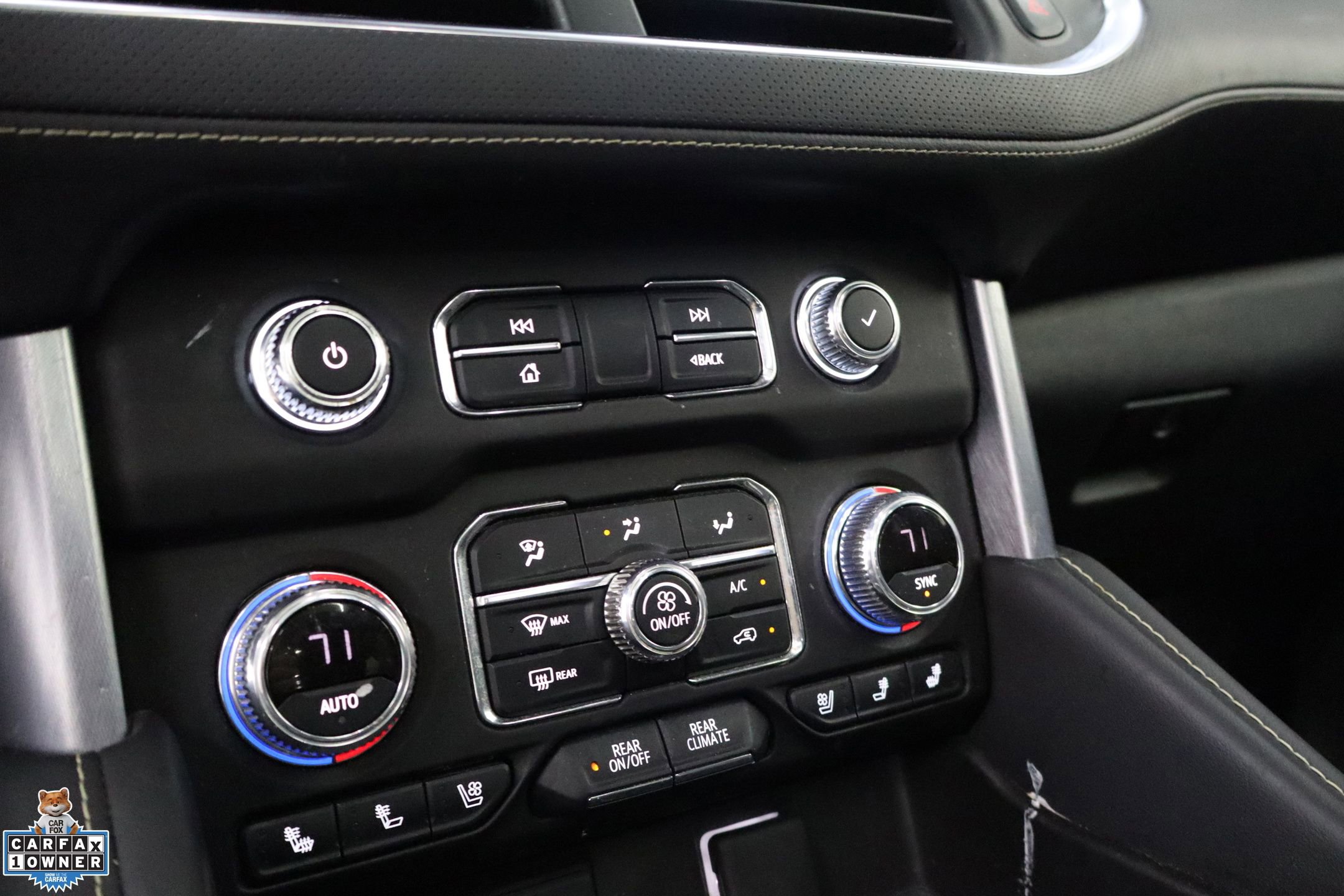 Used 2021 GMC Yukon SLT w/ SLT Premium Package image 19