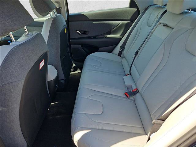 New 2026 Hyundai Elantra Limited FWD image 16