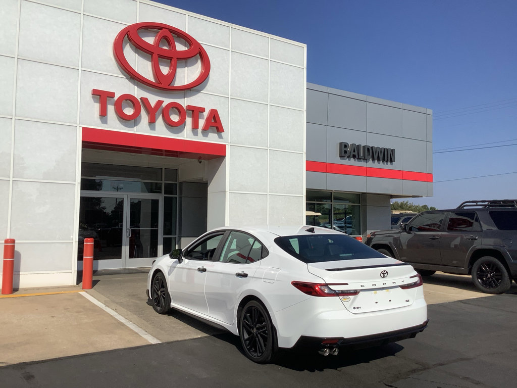 New 2026 Toyota Camry Hybrid image 5