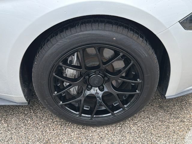 Used 2019 Ford Mustang GT Premium RWD image 36
