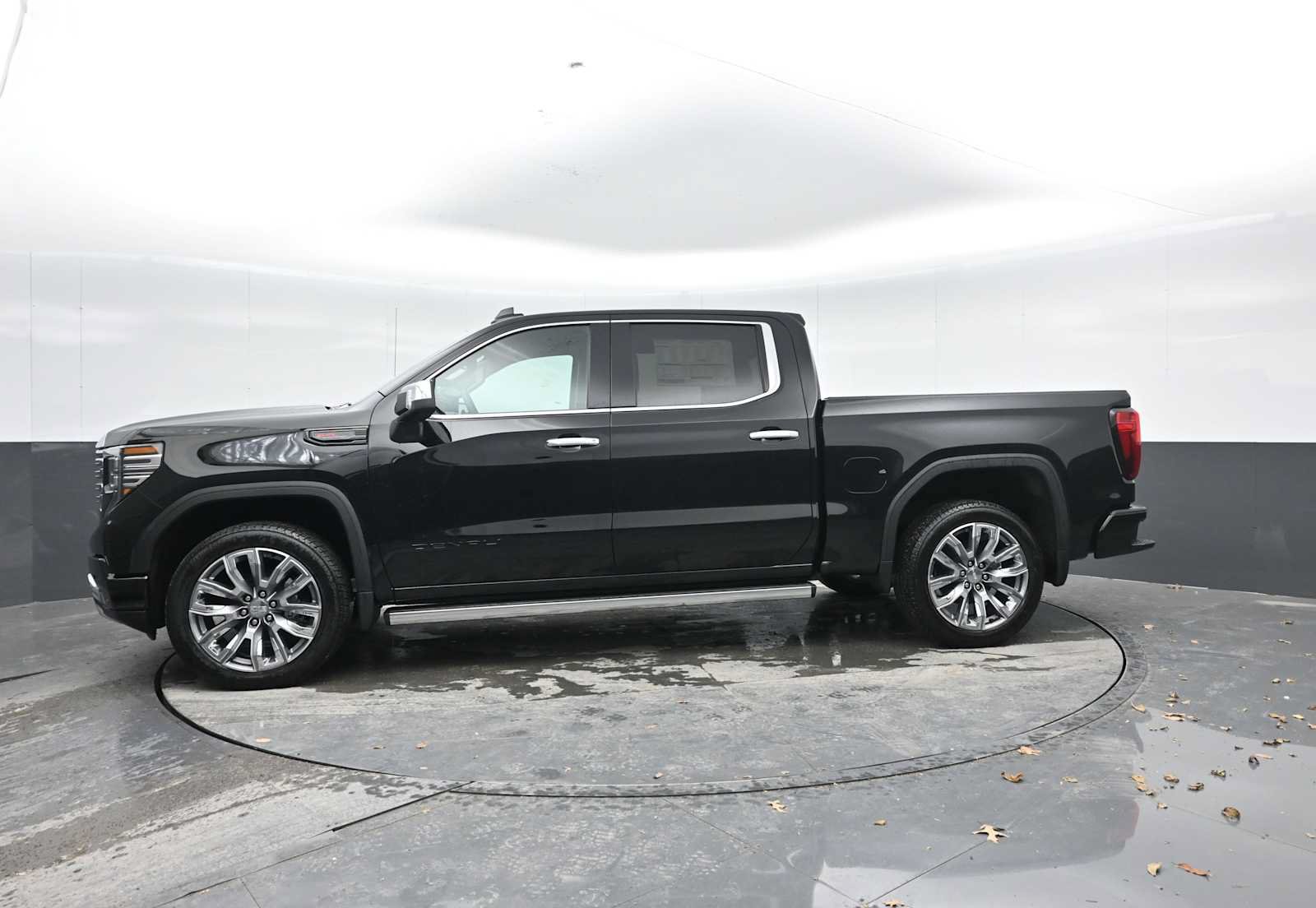 New 2026 GMC Sierra 1500 Denali AWD/4WD image 3