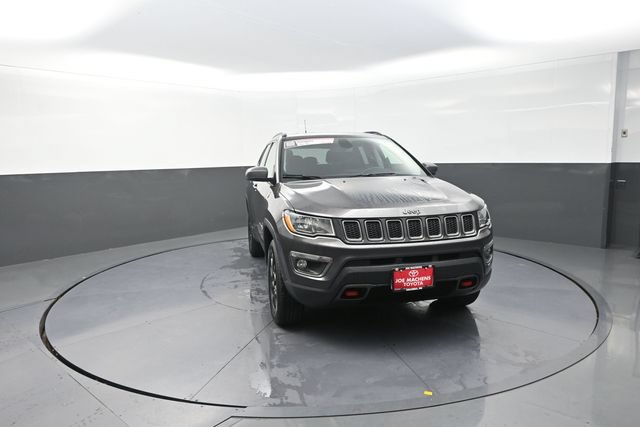 Used 2019 Jeep Compass Trailhawk AWD/4WD image 40