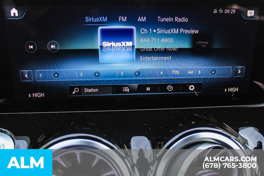 Used 2022 Mercedes-Benz GLB 250 4MATIC w/ Premium Package Lite image 36