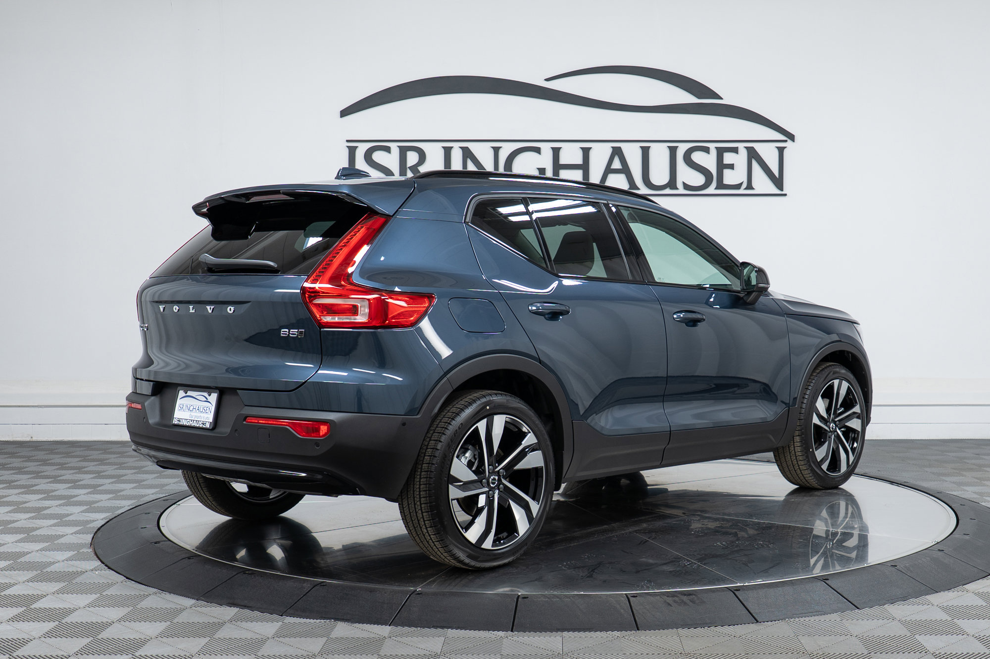 New 2026 Volvo XC40 B5 Ultra w/ Climate Package image 5