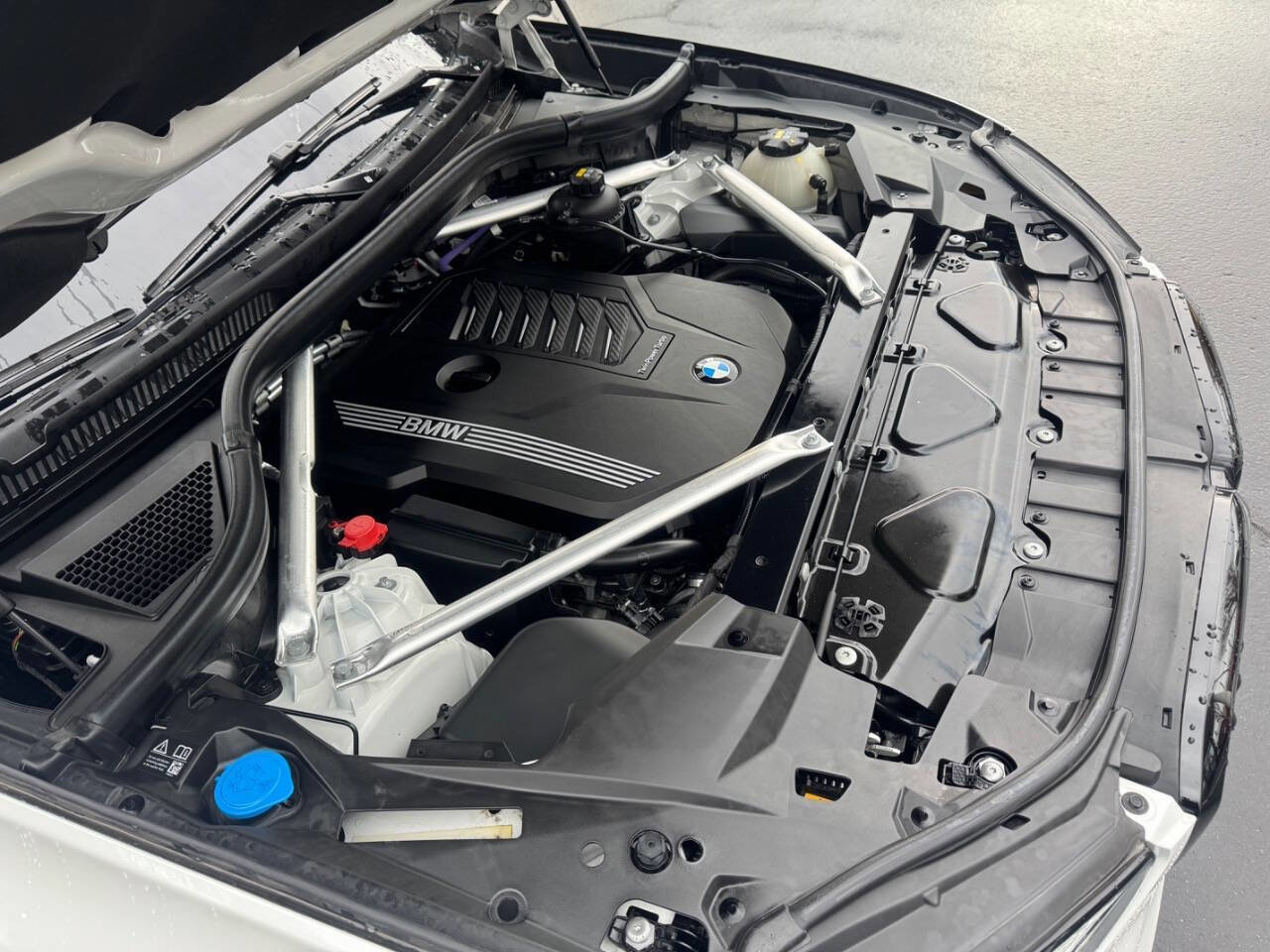 Used 2022 BMW X5 xDrive40i w/ M Sport Package image 21