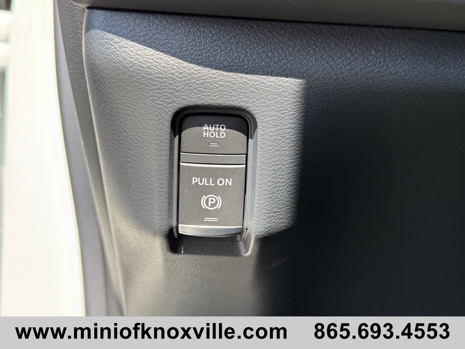 Used 2025 Nissan Armada PRO-4X AWD/4WD image 33