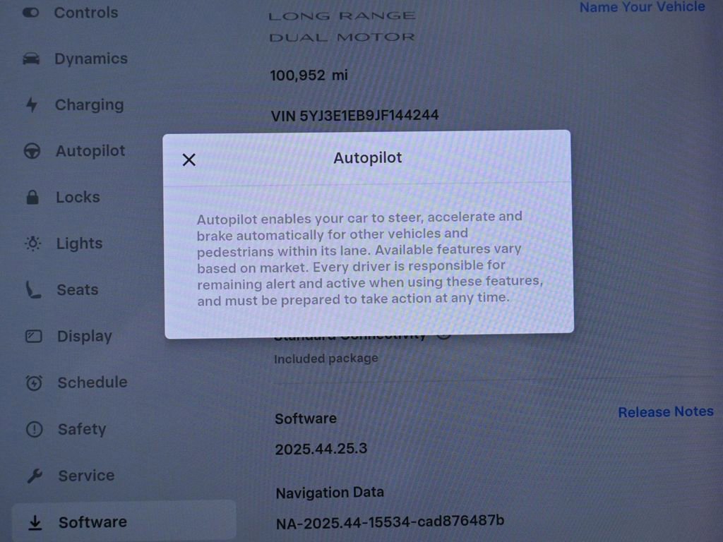 Used 2018 Tesla Model 3 Long Range image 31