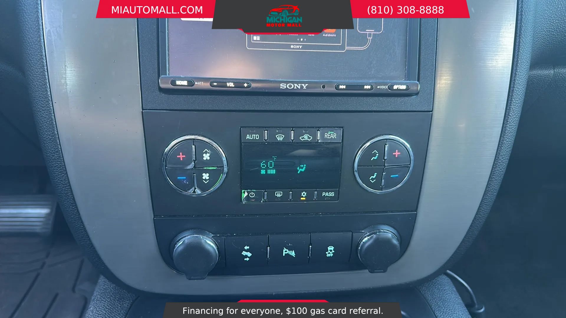 Used 2013 GMC Yukon XL SLT AWD/4WD image 10