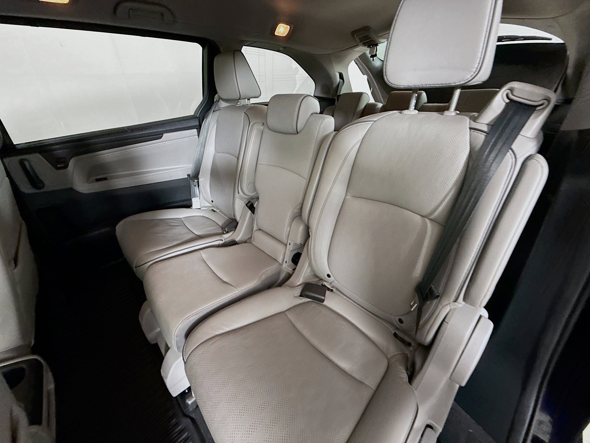 Used 2023 Honda Odyssey Elite image 30