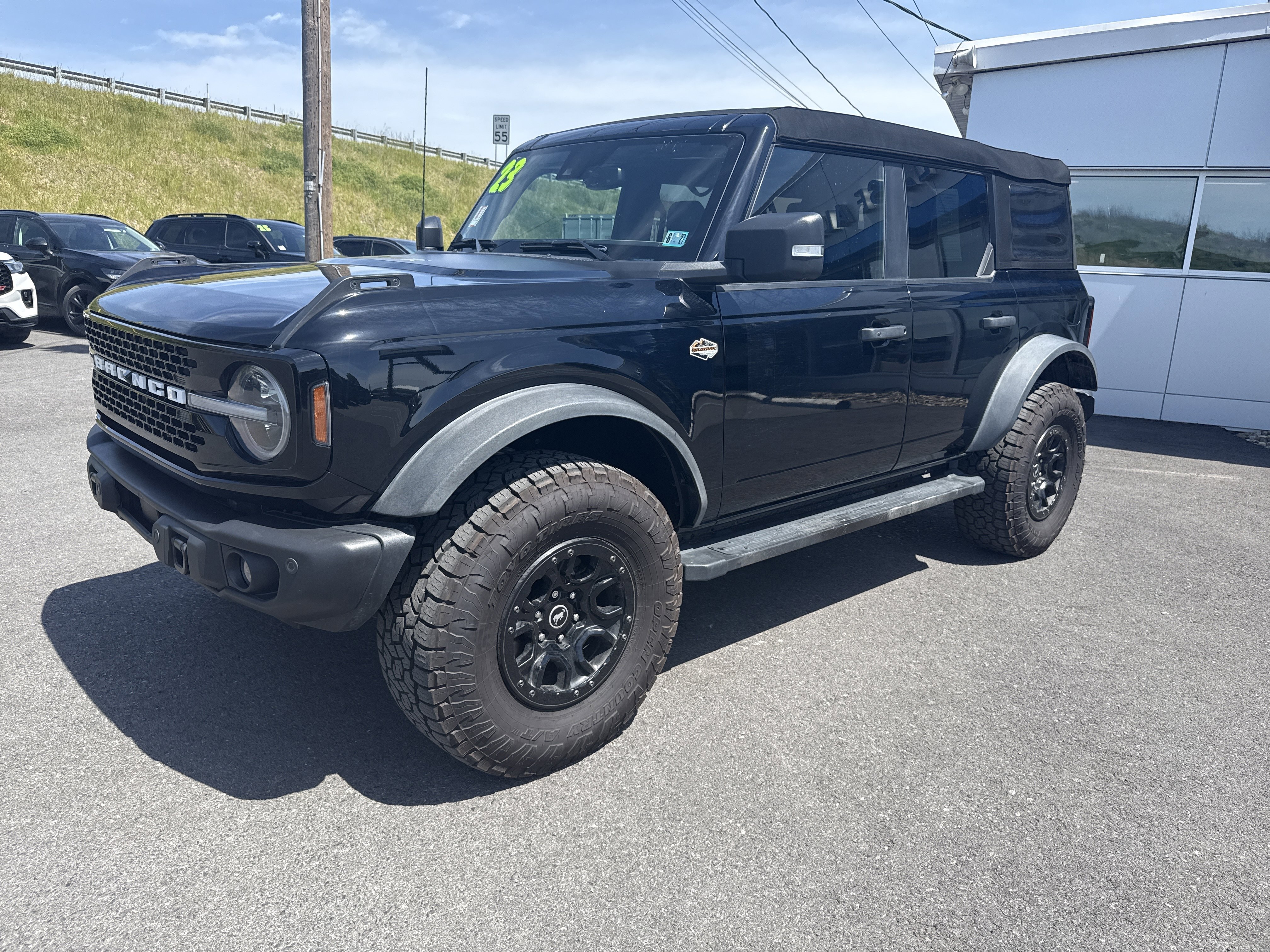 Used 2023 Ford Bronco Wildtrak AWD/4WD image 7