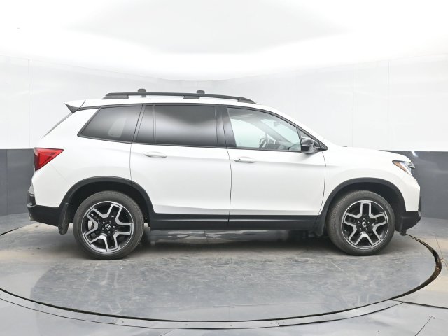 Used 2023 Honda Passport Elite image 11