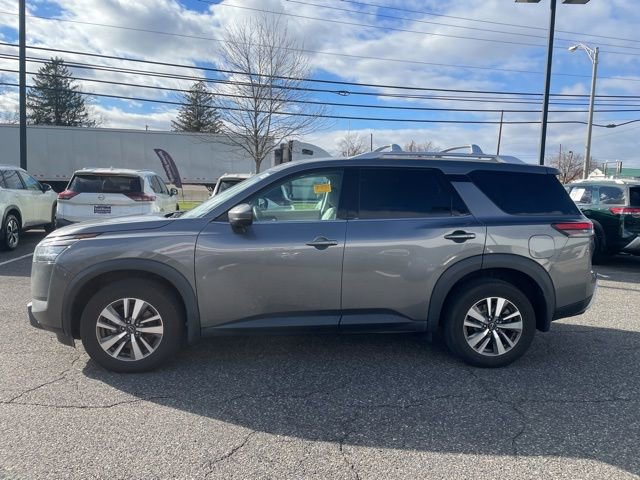 Certified 2023 Nissan Pathfinder SL image 7