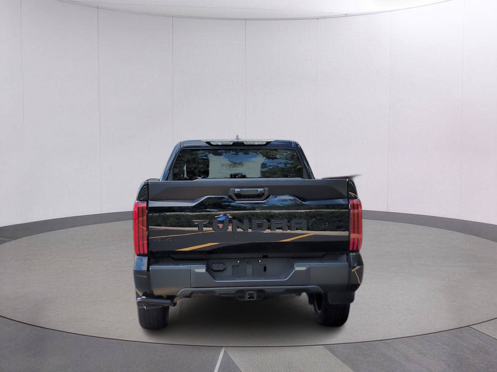 Used 2024 Toyota Tundra SR5 w/ SR5 Premium Package AWD/4WD image 4