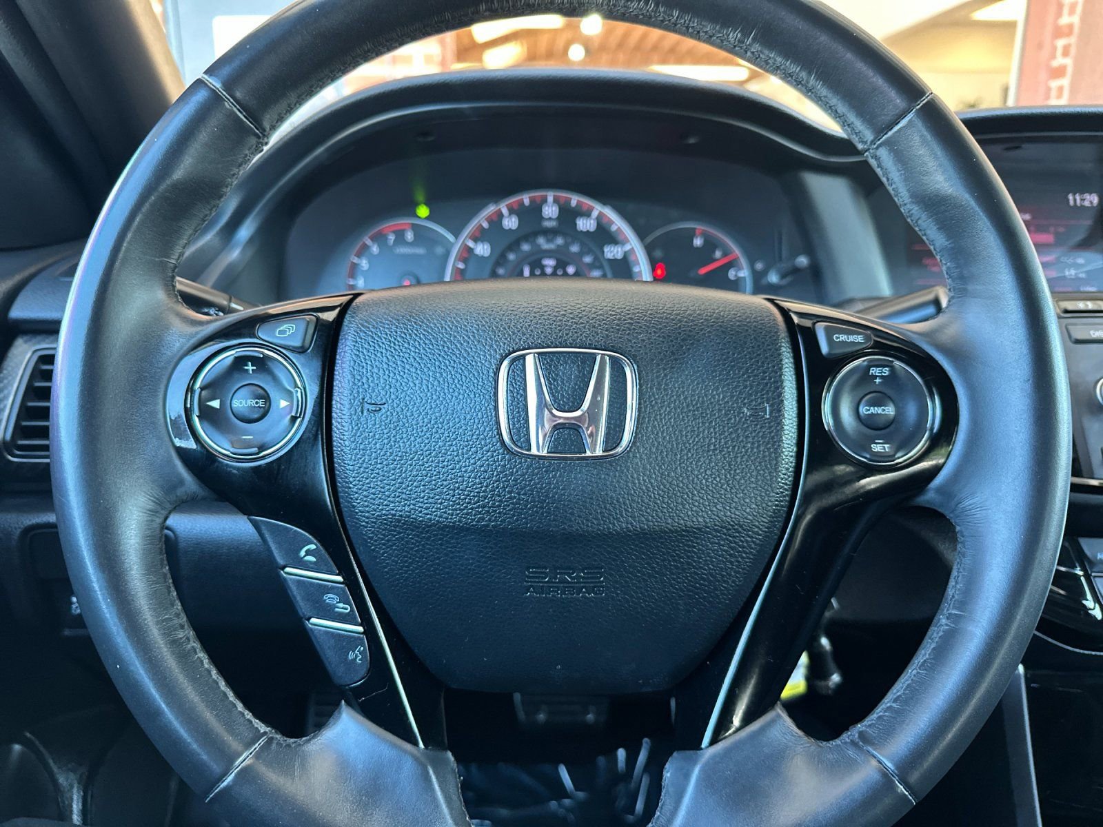 Used 2017 Honda Accord Sport image 27