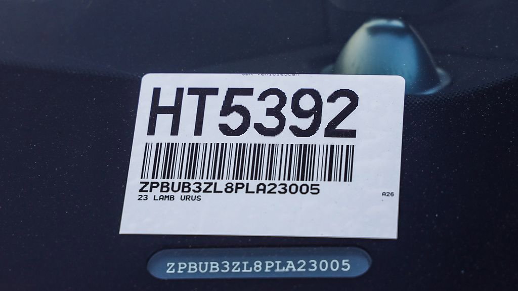 Used 2023 Lamborghini Urus S image 33