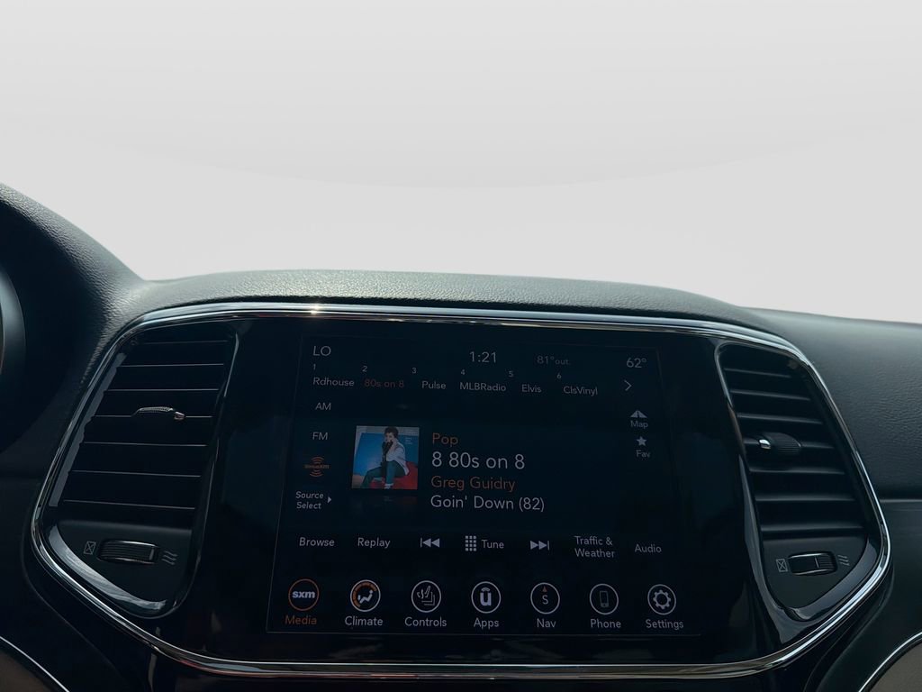 Used 2021 Jeep Grand Cherokee Limited image 23