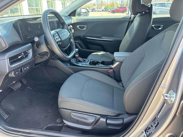 Used 2025 Kia K4 FWD image 9