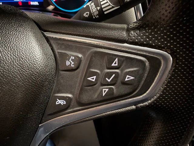 Used 2022 Chevrolet Equinox LS w/ LS Convenience Package image 31