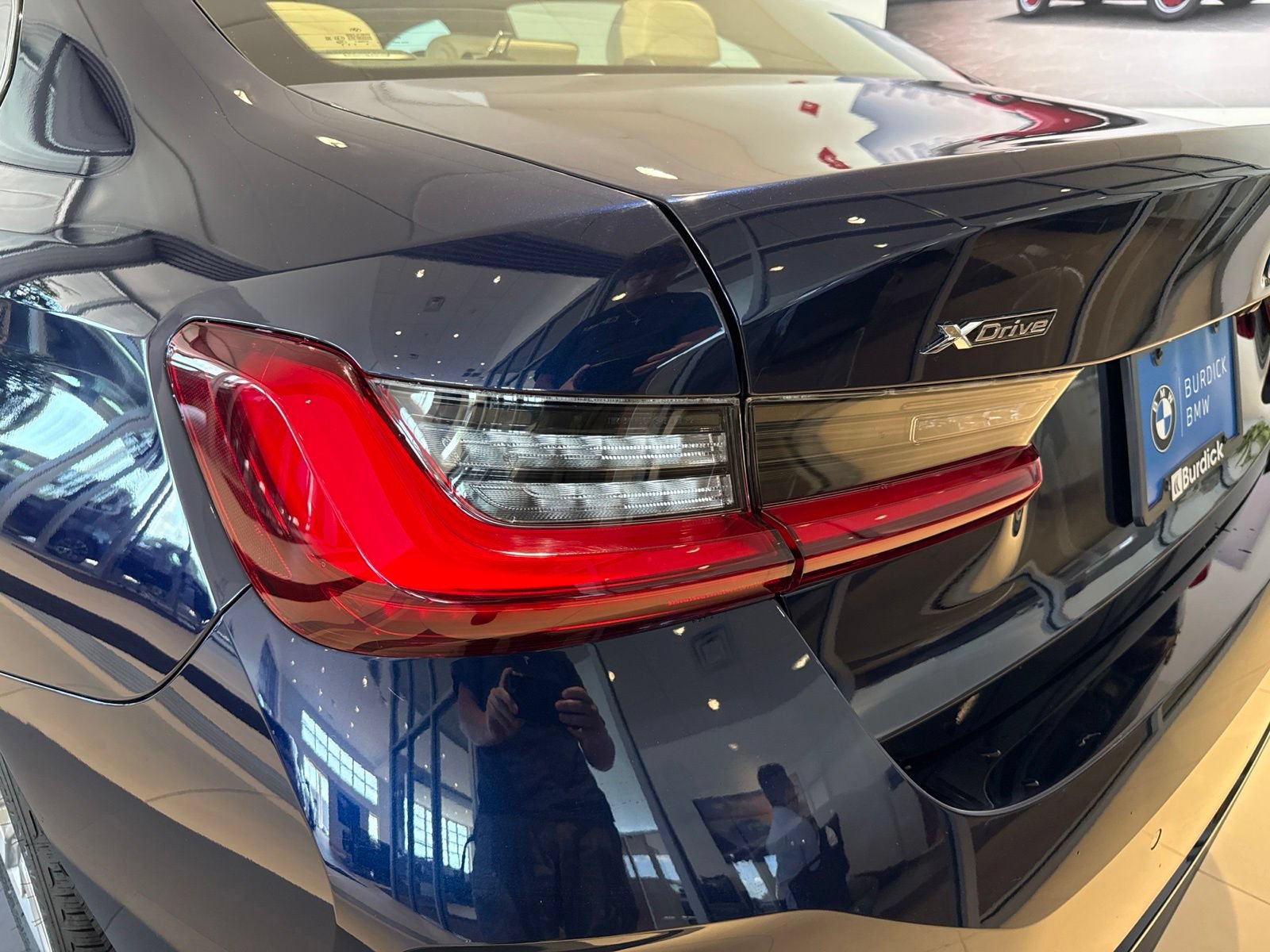 Certified 2023 BMW 330e xDrive w/ Premium Package AWD/4WD image 9