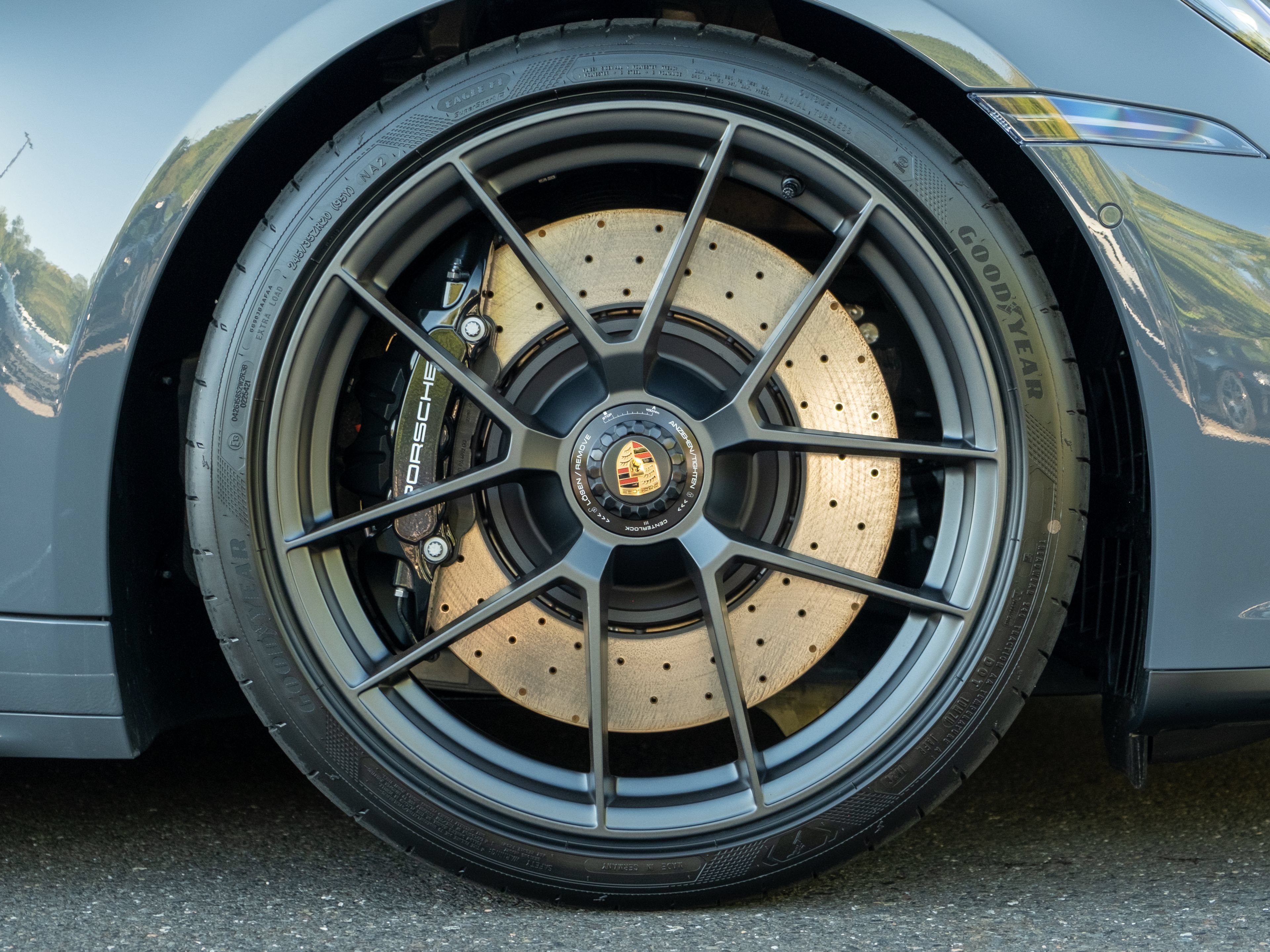 New 2026 Porsche 911 Carrera 4 GTS AWD/4WD image 15