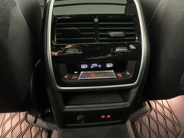 Used 2026 BMW X5 xDrive50e w/ M Sport Package image 29