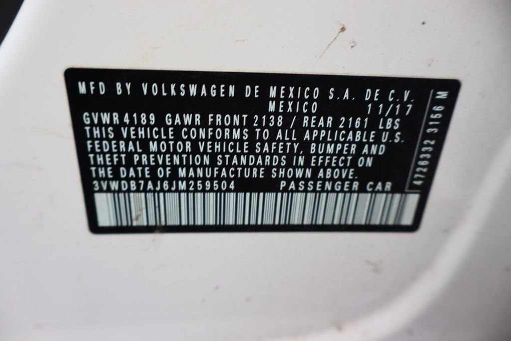 Used 2018 Volkswagen Jetta SE FWD image 4