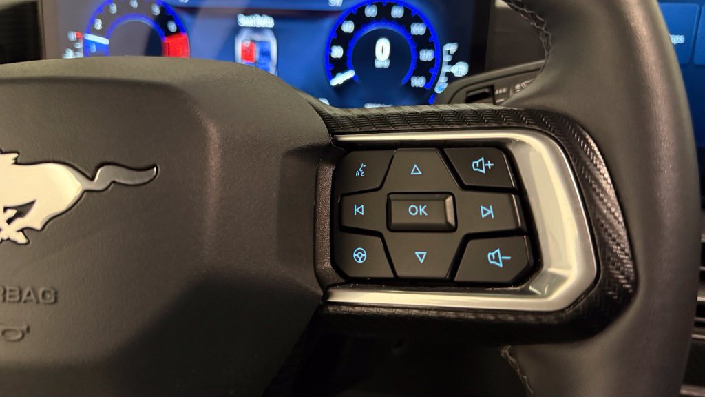 Used 2026 Ford Mustang Coupe RWD image 5