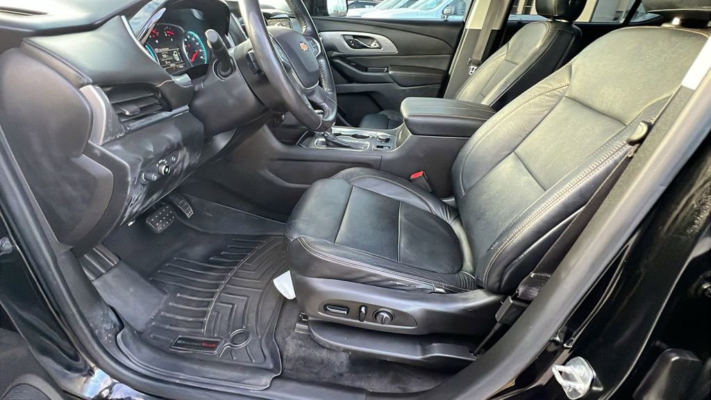Used 2019 Chevrolet Traverse LT image 13