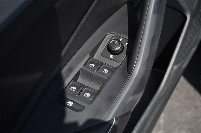 New 2025 Volkswagen Jetta S image 8