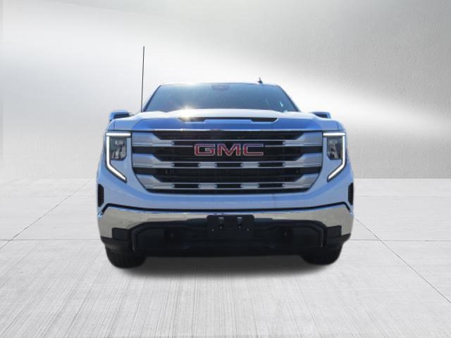 New 2026 GMC Sierra 1500 SLE image 9