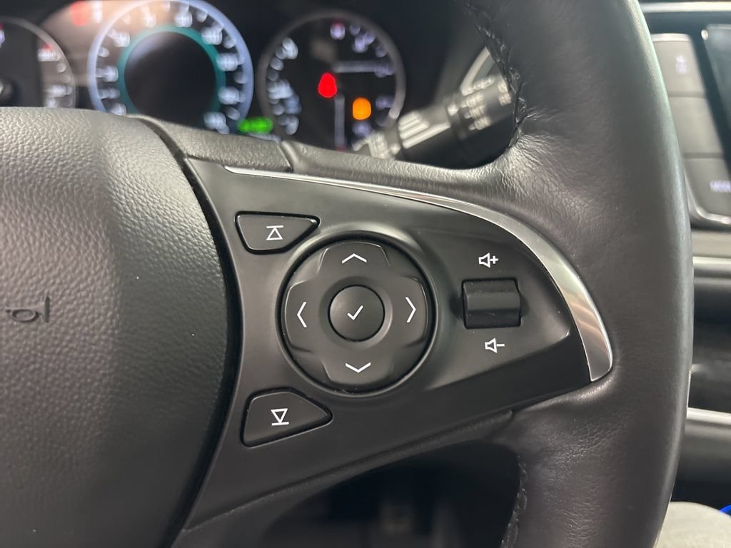 Used 2019 Buick Enclave Avenir w/ Avenir Technology Package FWD image 20