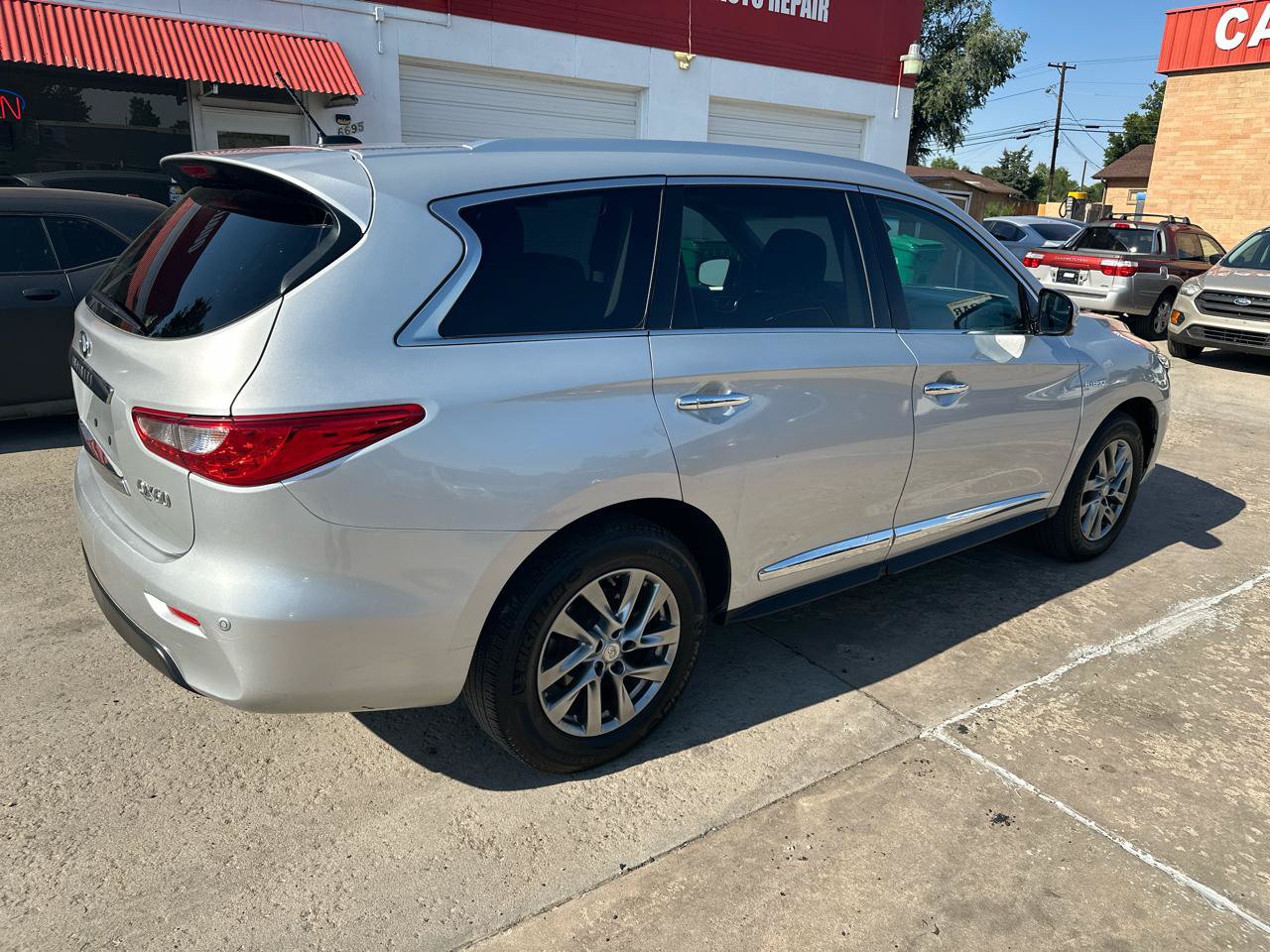 Used 2014 INFINITI QX60 AWD Hybrid w/ HEV Premium Package image 5