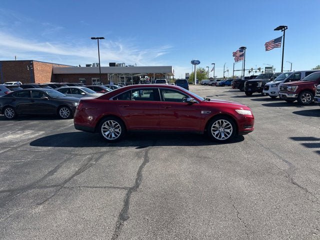 Used 2017 Ford Taurus Limited FWD image 4