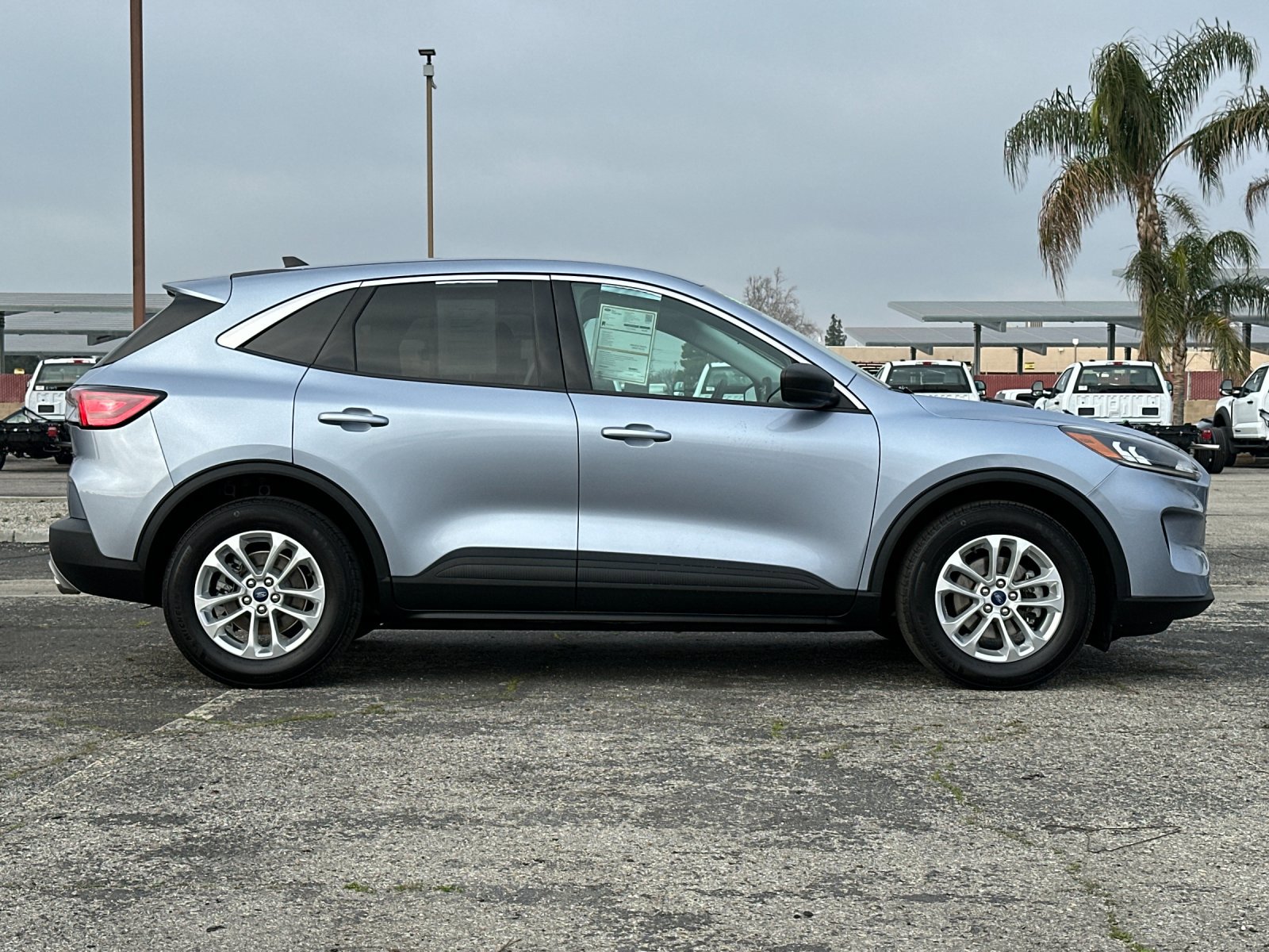 Certified 2022 Ford Escape SE w/ Convenience Package image 3