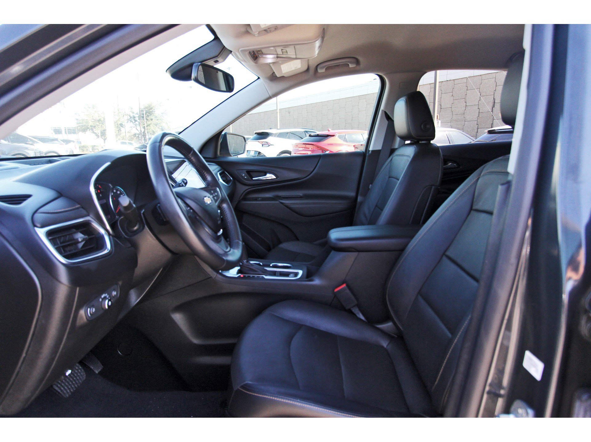 Used 2021 Chevrolet Equinox Premier FWD image 30