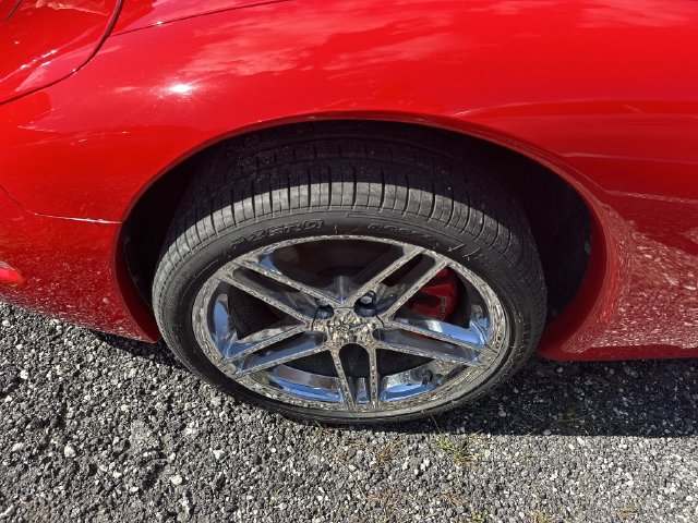 Used 2001 Chevrolet Corvette Convertible w/ Preferred Equipment Group2 RWD image 3
