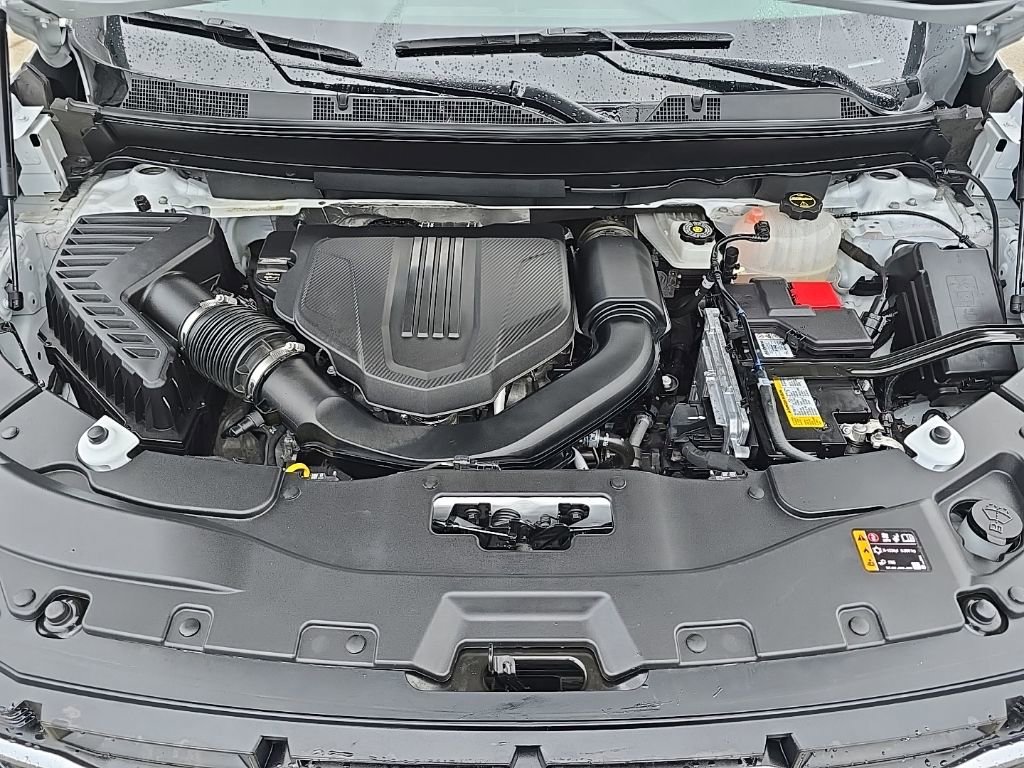 Used 2024 GMC Acadia Elevation image 33