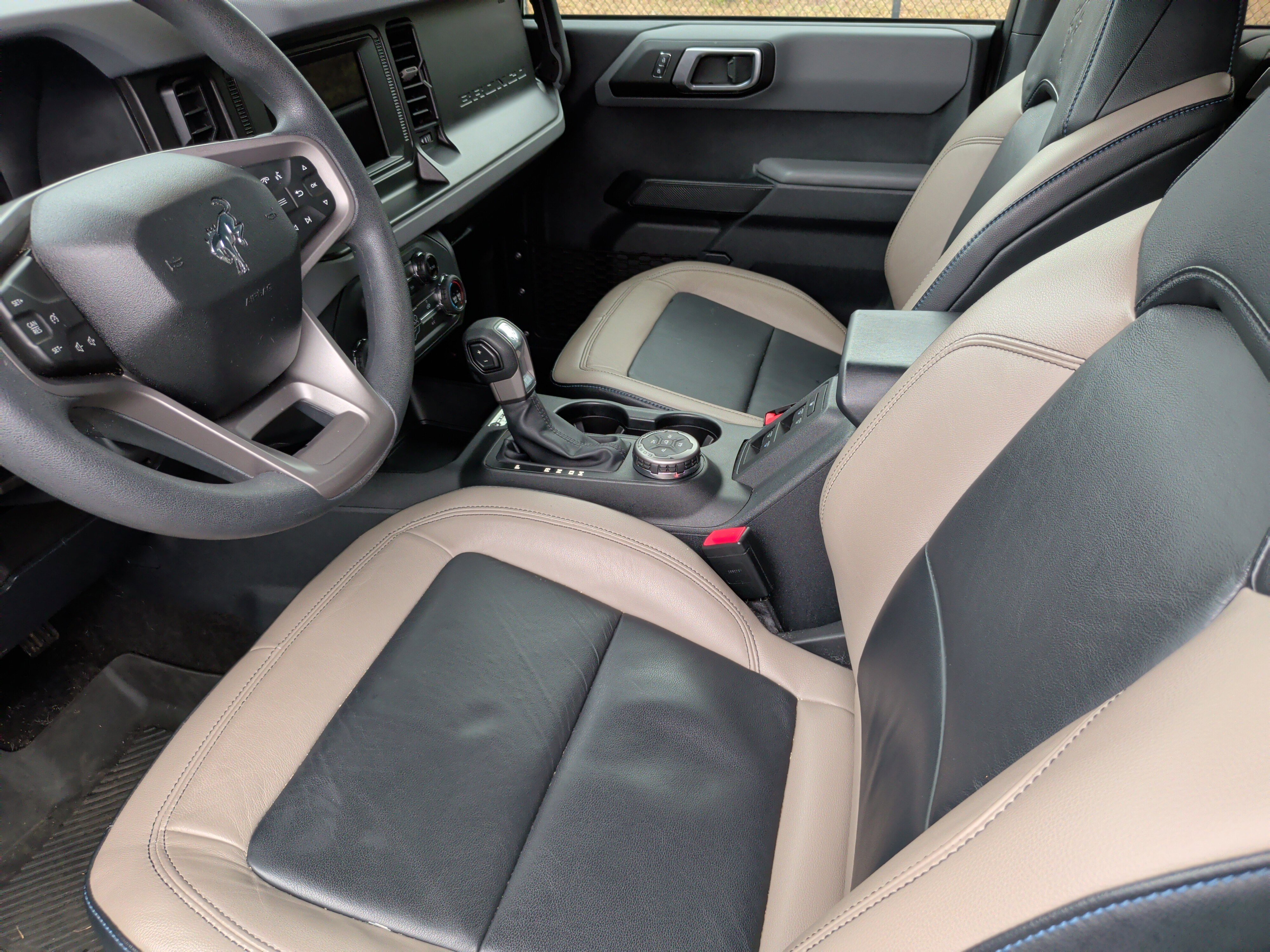 Used 2022 Ford Bronco 4-Door w/ Sasquatch Package image 28