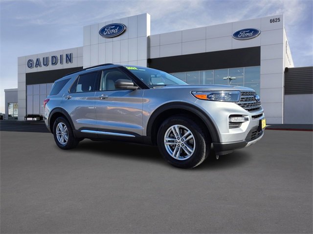 Certified 2022 Ford Explorer XLT w/ Equipment Group 202A image 1