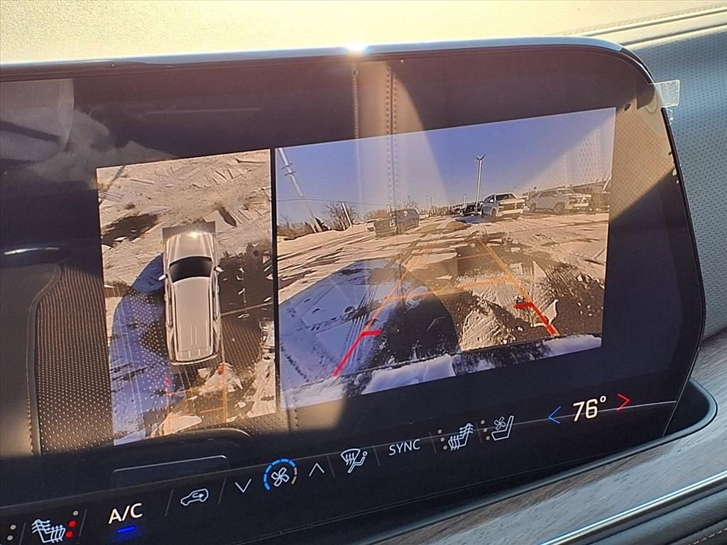 New 2026 Chevrolet Tahoe High Country w/ Sun And Tow Package image 22