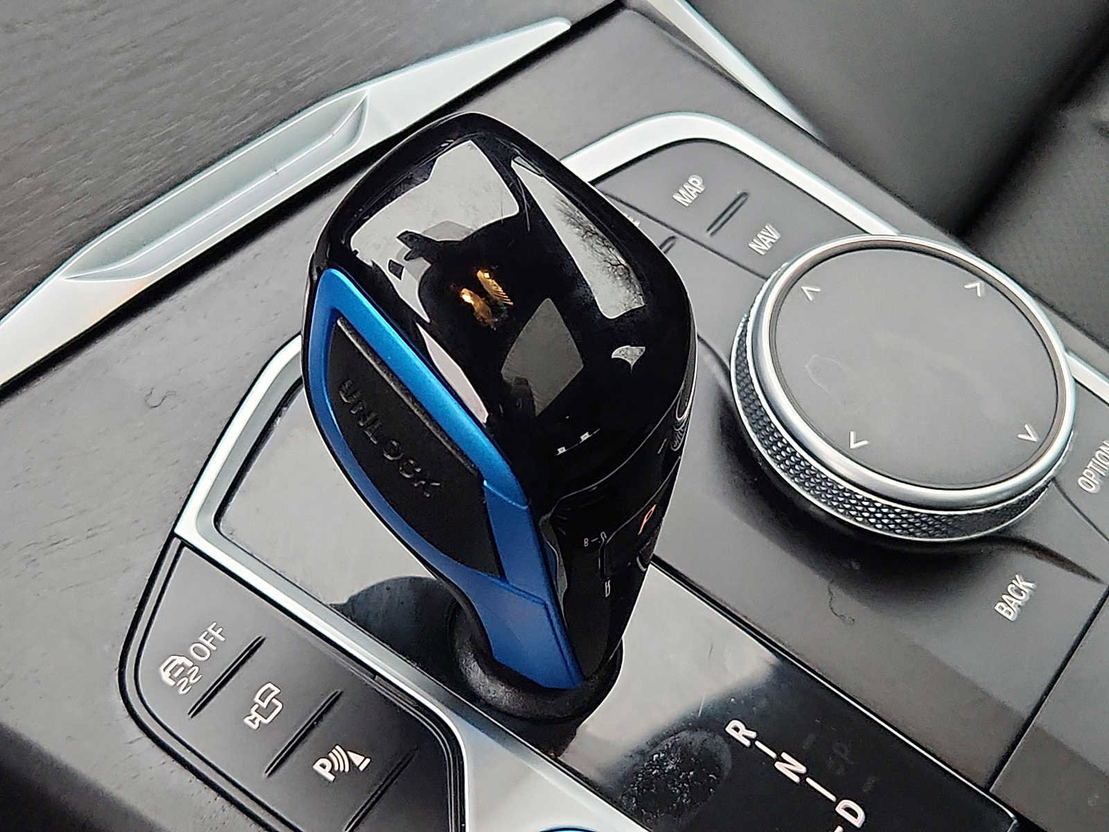 Certified 2023 BMW i4 eDrive35 w/ Premium Package image 14