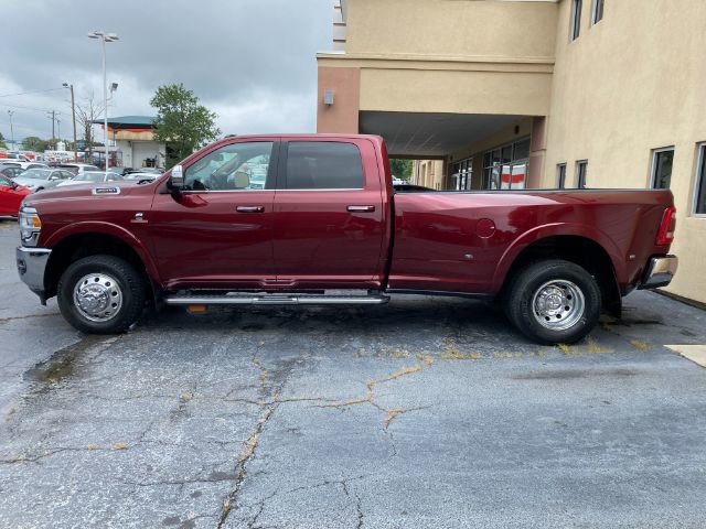 Used 2021 RAM 3500 Laramie w/ Max Tow Package AWD/4WD image 4