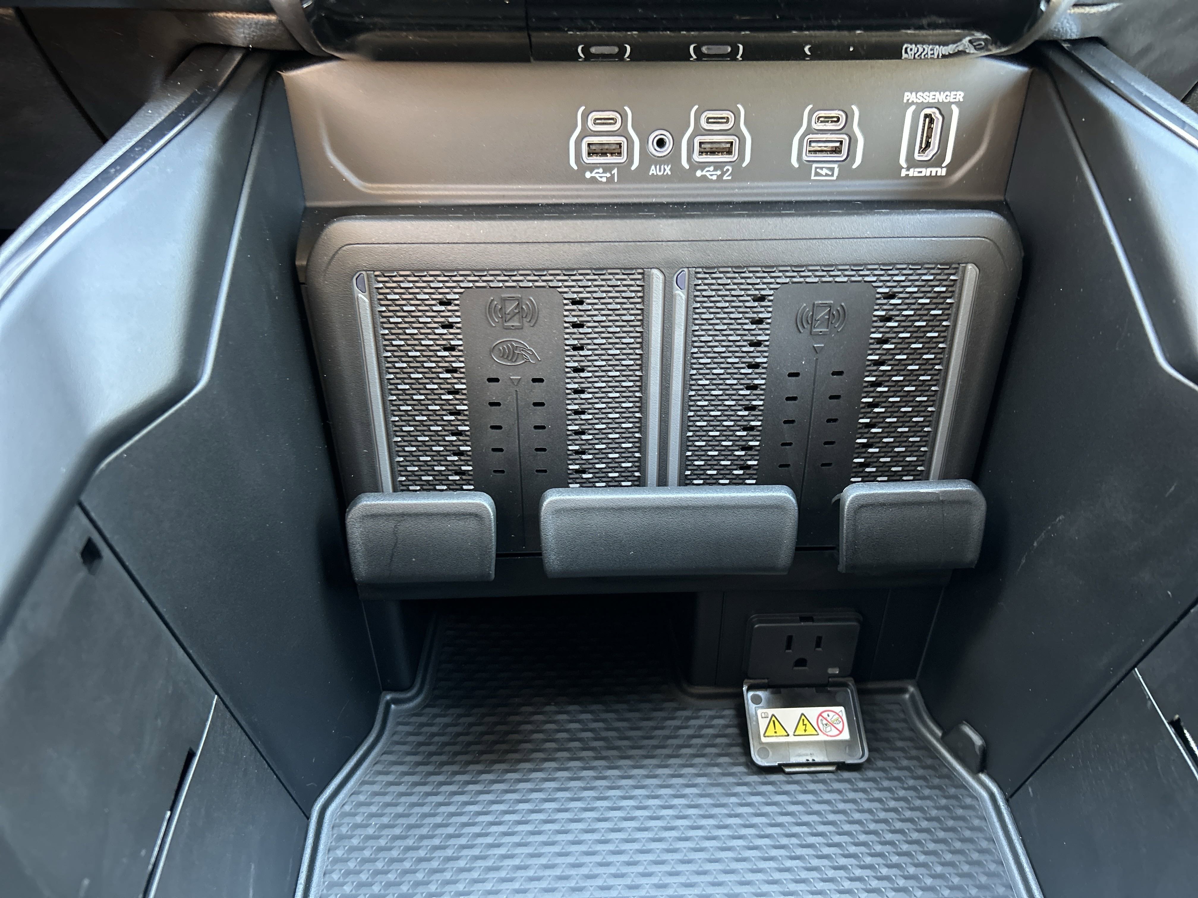 New 2026 RAM 1500 Laramie w/ Night Edition image 46