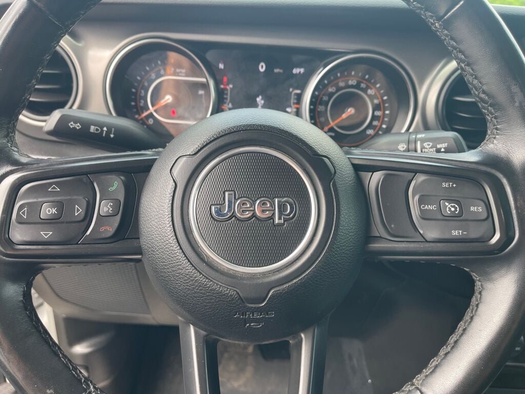 Used 2022 Jeep Gladiator Sport AWD/4WD image 17