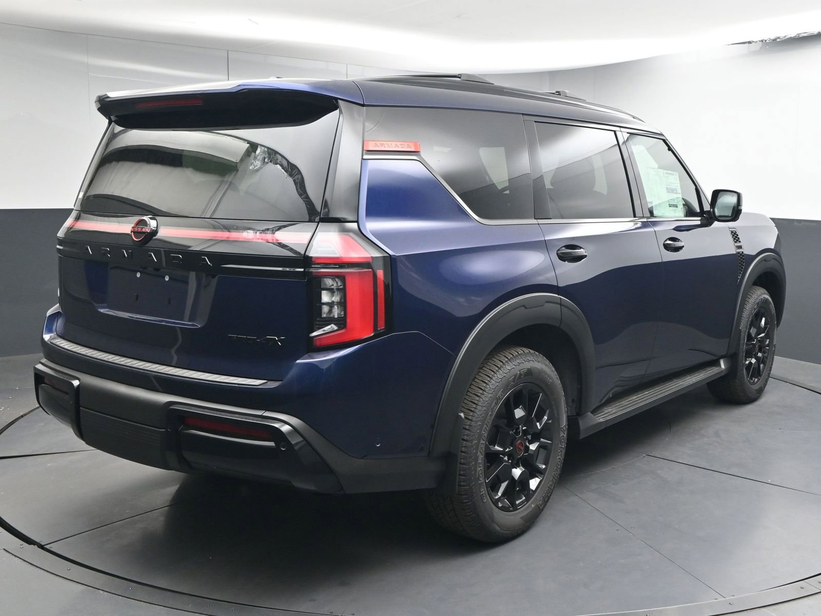 New 2026 Nissan Armada PRO-4X w/ Captain's Chari Seat Package AWD/4WD image 7
