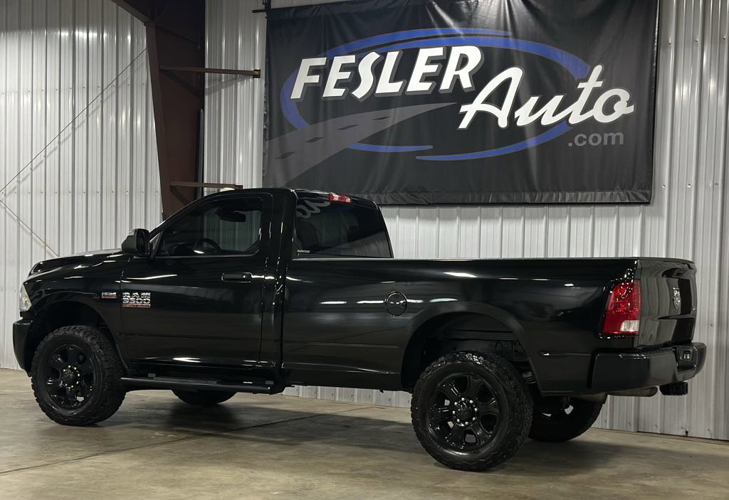 Used 2015 RAM 3500 Tradesman w/ Power & Remote Entry Group image 23