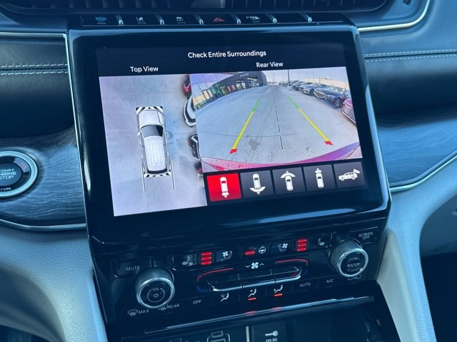 Used 2022 Jeep Grand Cherokee Overland w/ Advanced Protech Group III image 7