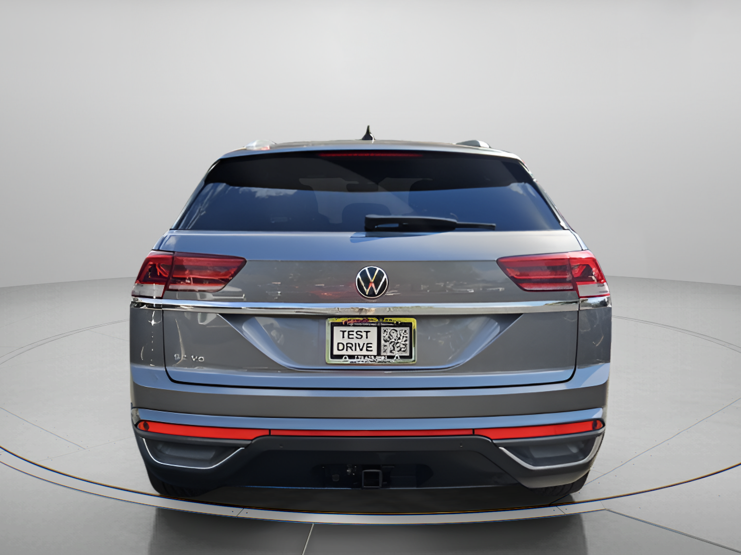 Used 2023 Volkswagen Atlas Cross Sport SE w/ Black Wheel Package FWD image 4