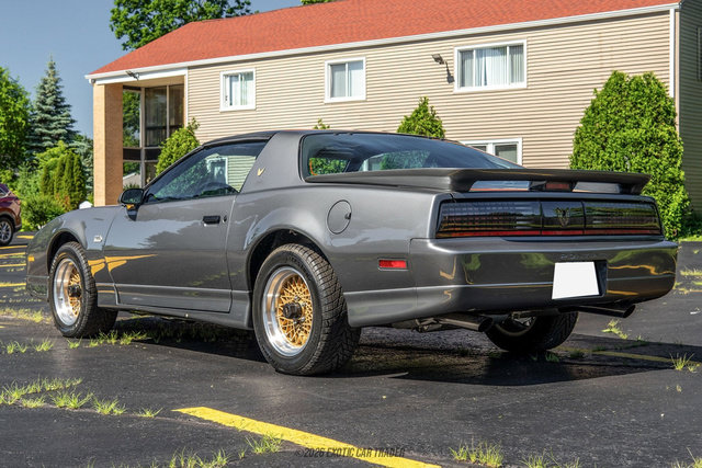 Used 1989 Pontiac Firebird Trans Am RWD image 16